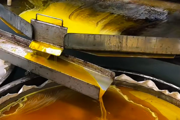 Soybean Oil Production Process Using Screw Oil Press Machine 